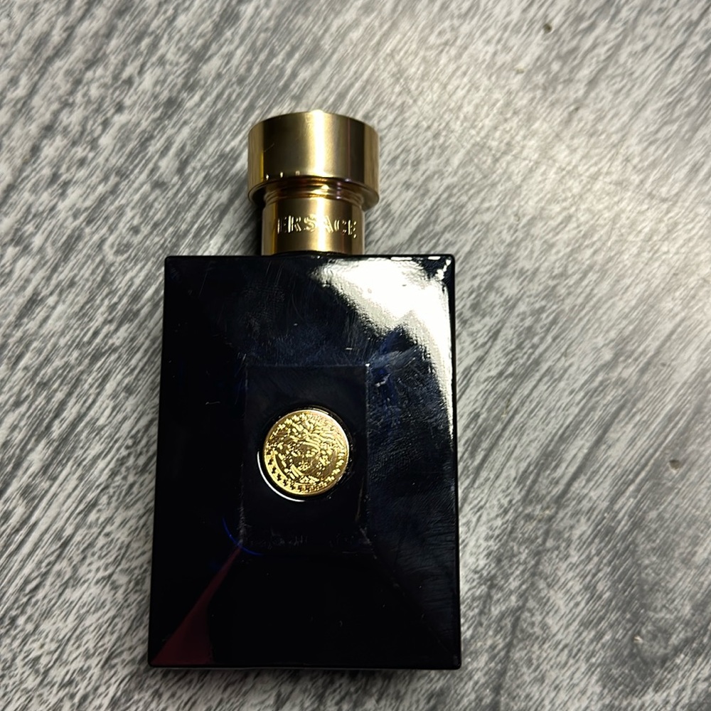 Versace pour homme Dylan Blue 3.4 oz new never used cologne
